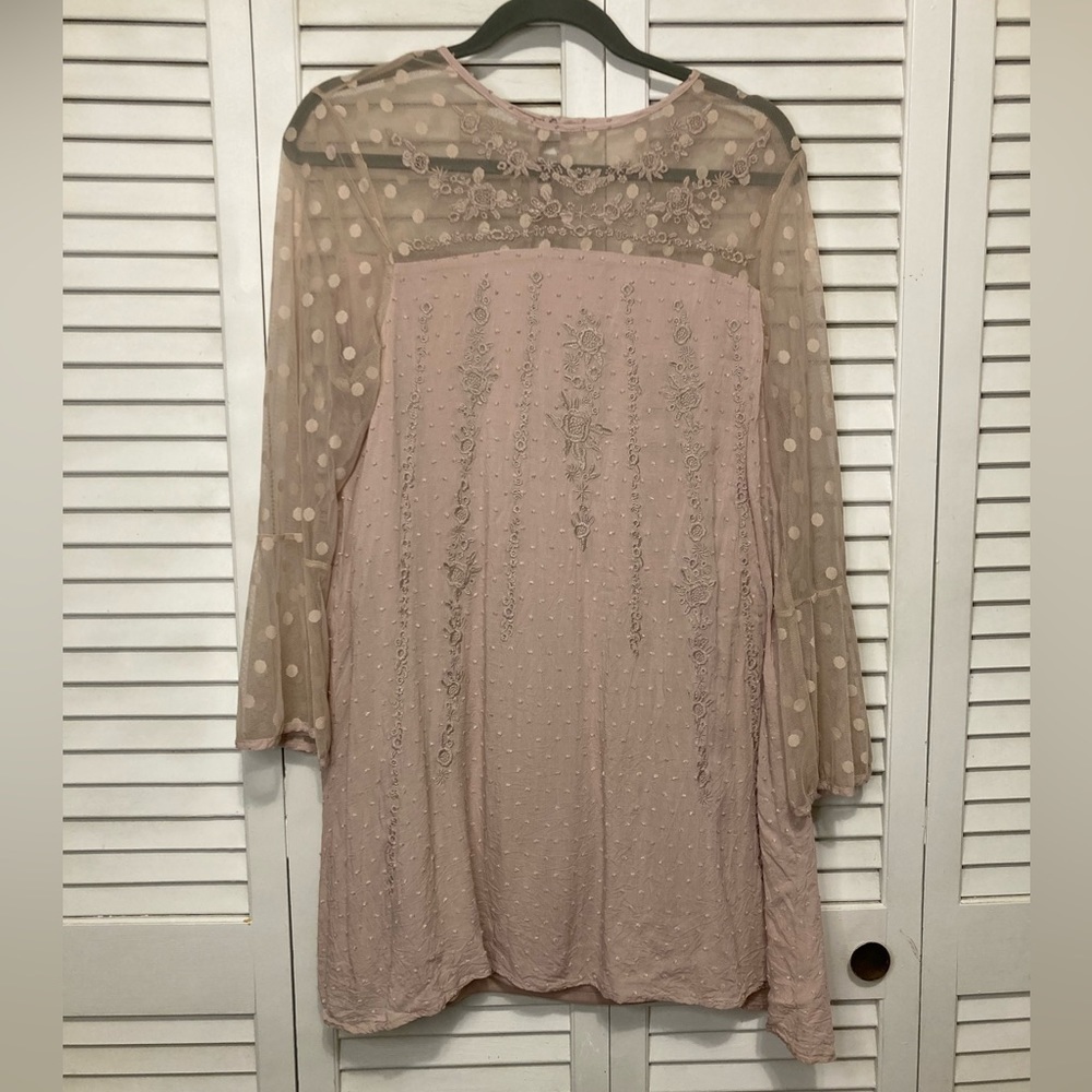 Entro Pink Lace Embroidered Tunic Bell Sleeve Blouse Size Small